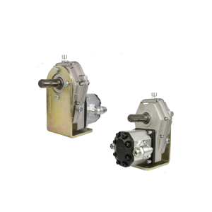 Multiplikator przystawka z wystającym wałkiem WOM z obu stron z pompą zębatą wydajność do 80L/min. W zestawie ze wspornikiem mocującym do podstawy.